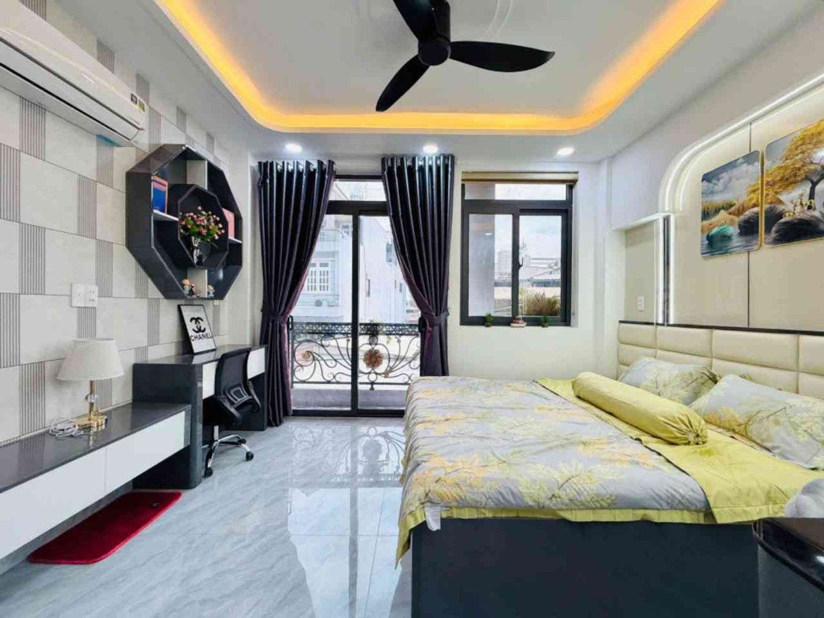 Nhà mặt tiền 6 tâng full nội thất tháng máy