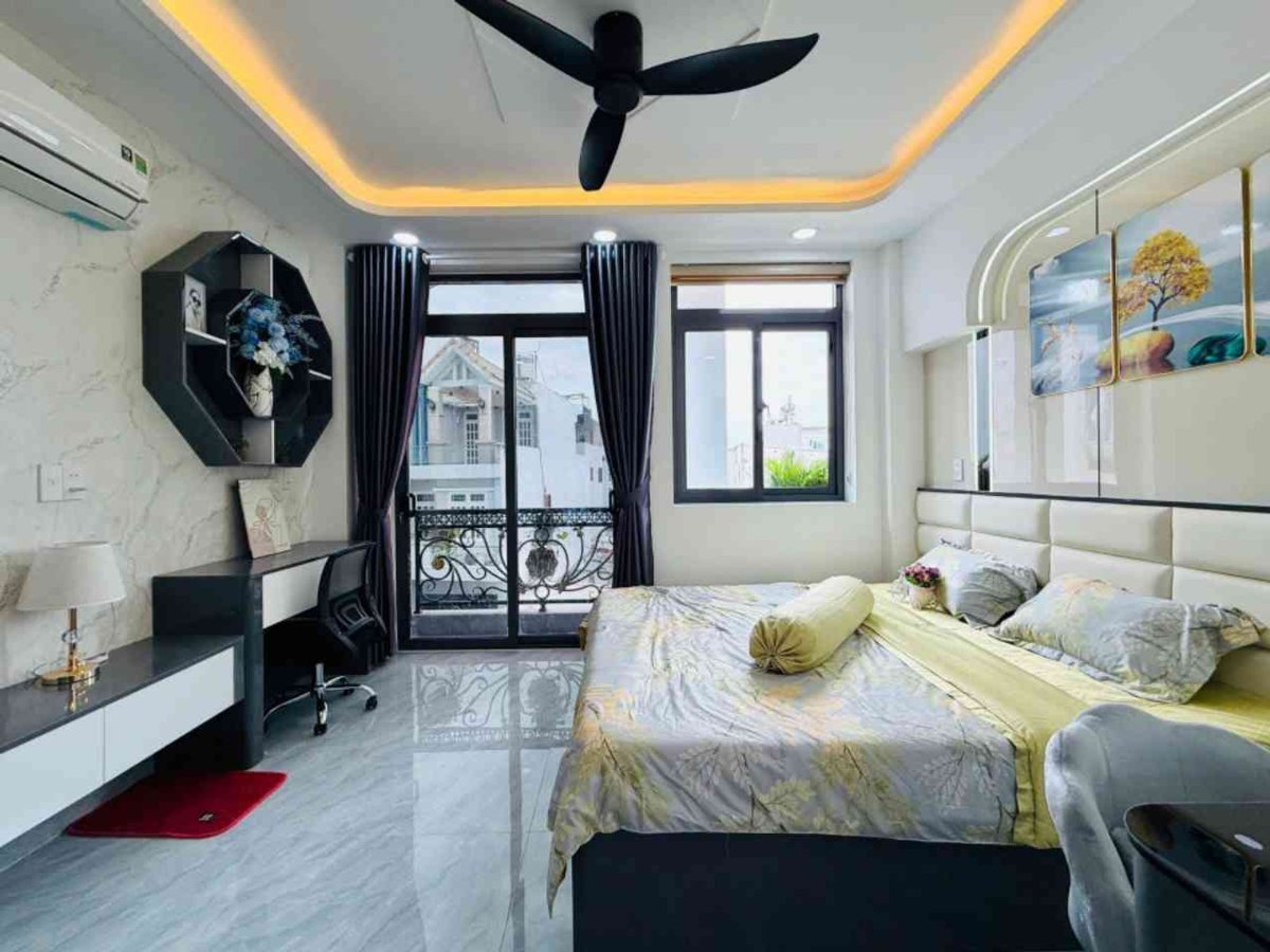 Nhà mặt tiền 6 tâng full nội thất tháng máy