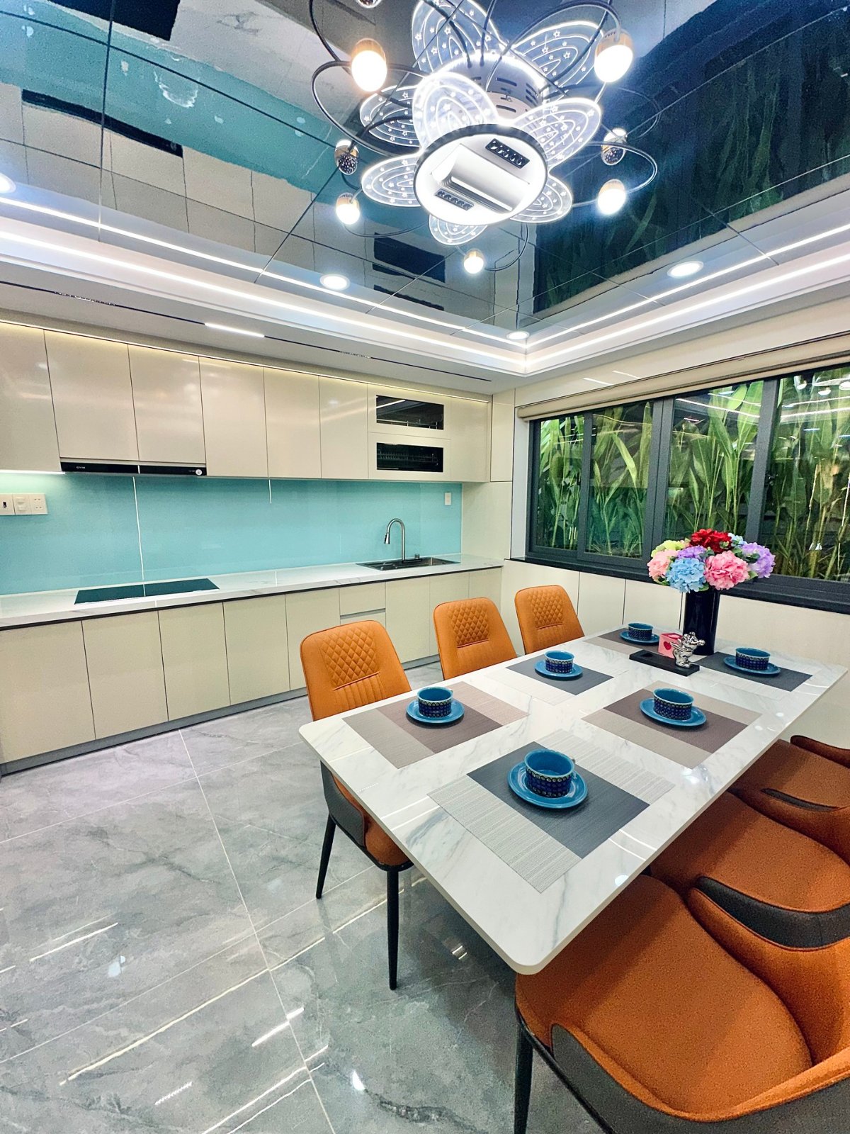 Nhà đẹp mới xây 5 tấm