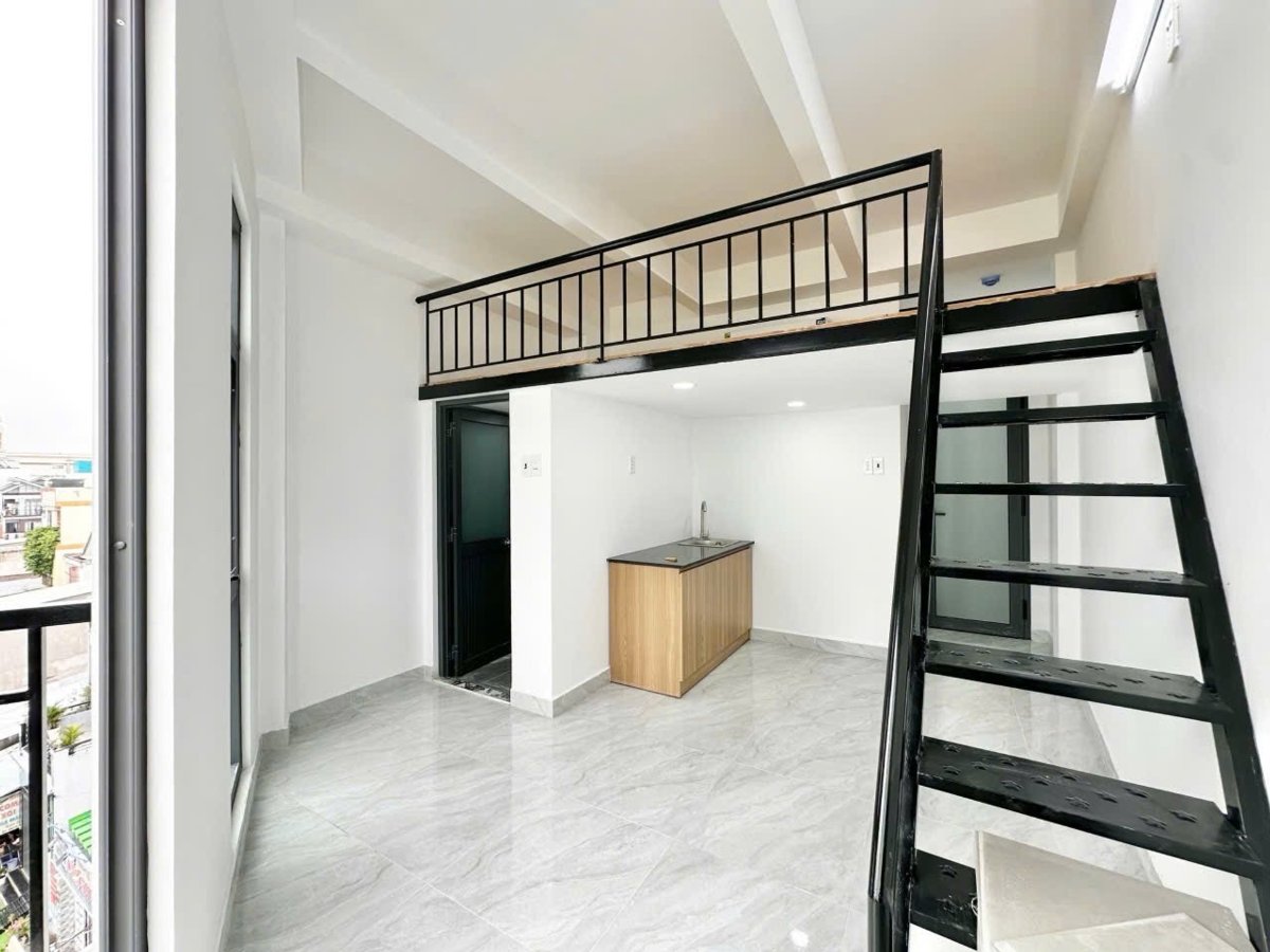 Nhà mặt tiền 3 tầng 24 phòng trọ full — Công viên phần mềm quang trung trung Mỹ tây