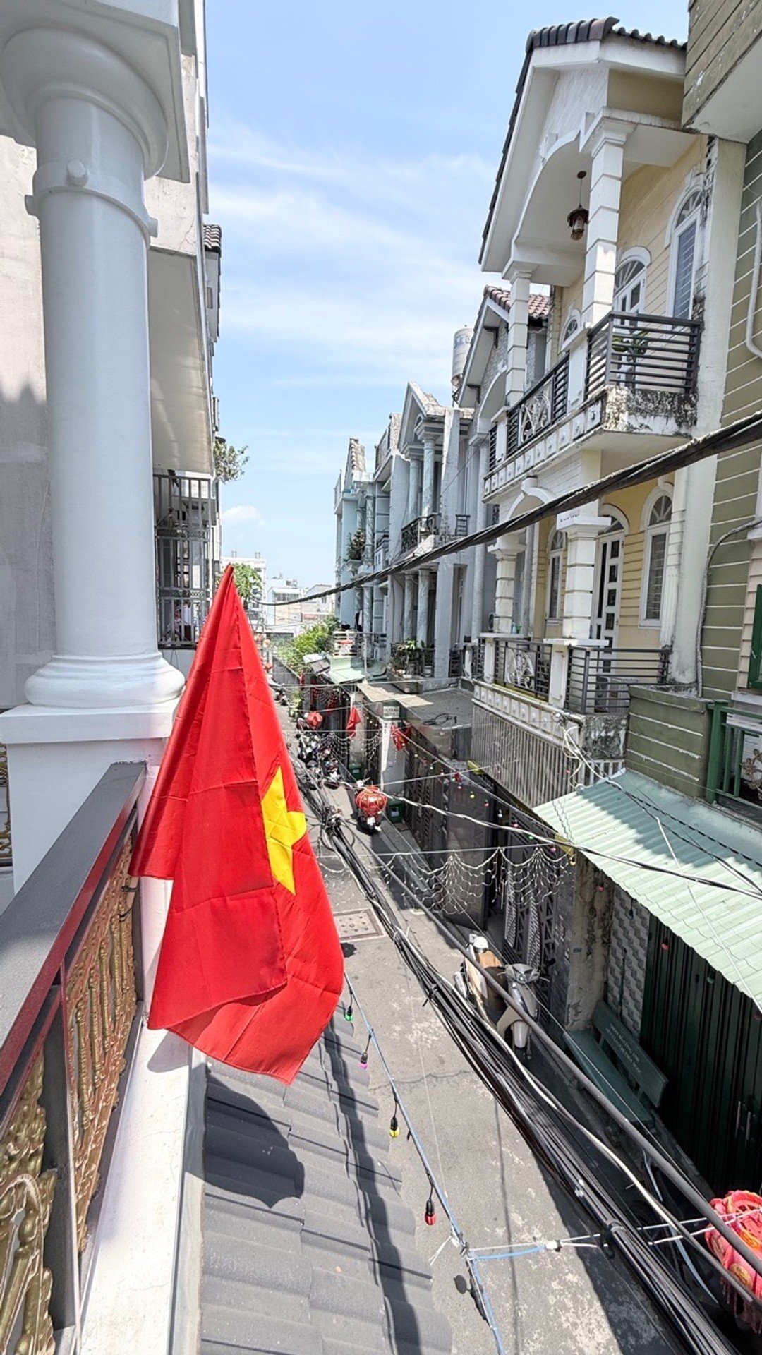 Nhà hẻm oto