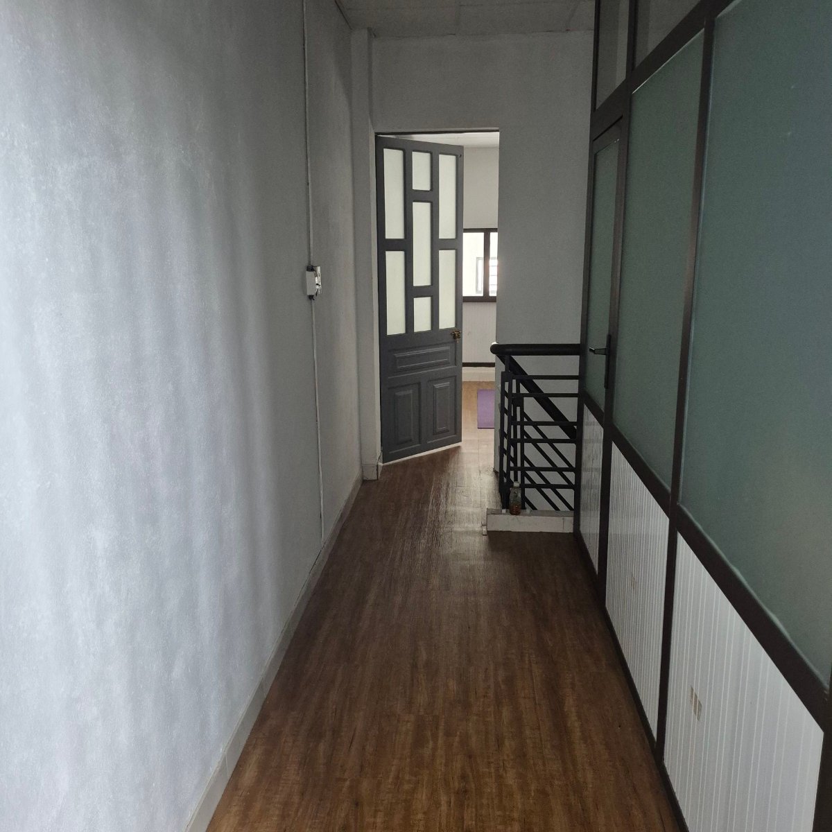 Nhà mặt tiền 