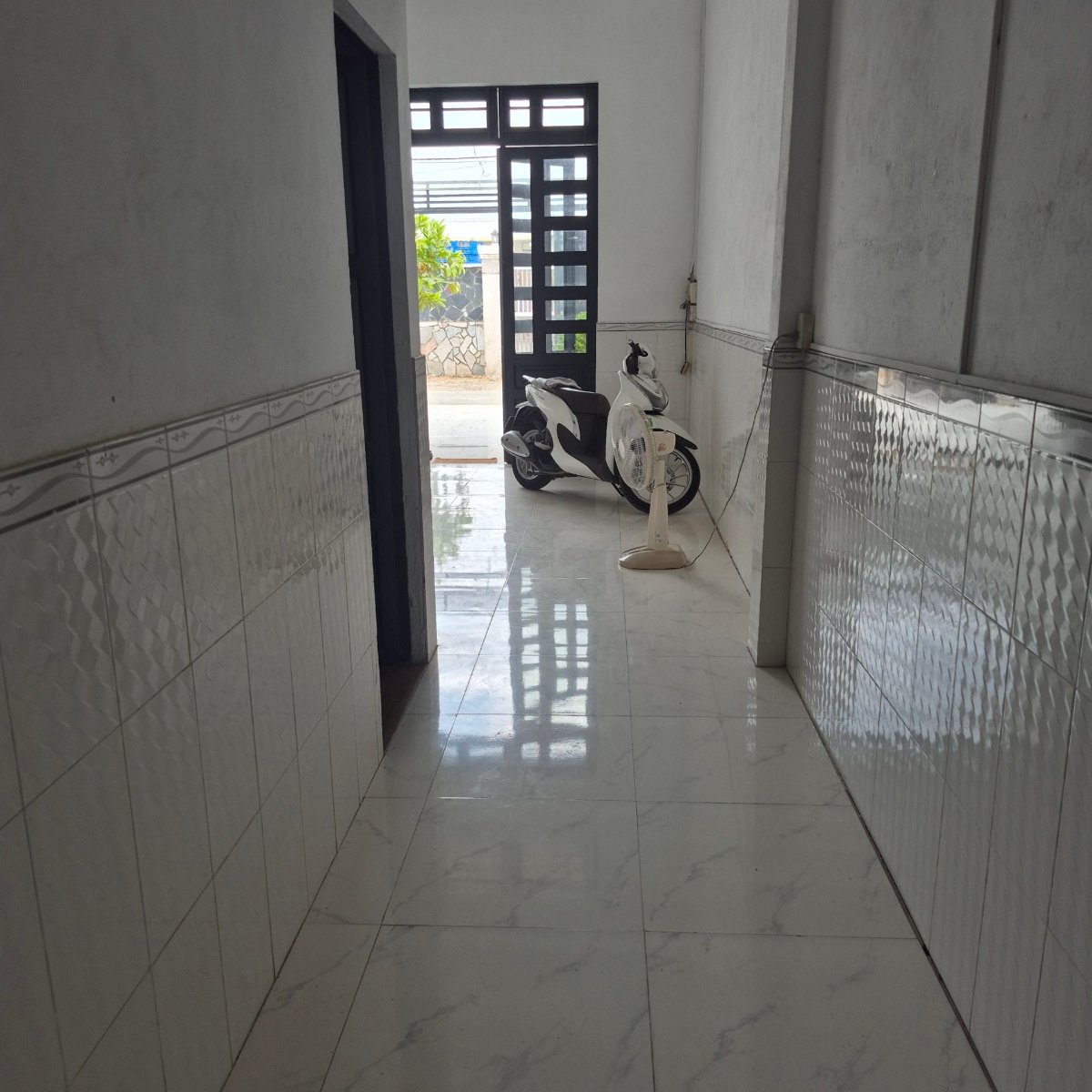 Nhà mặt tiền 