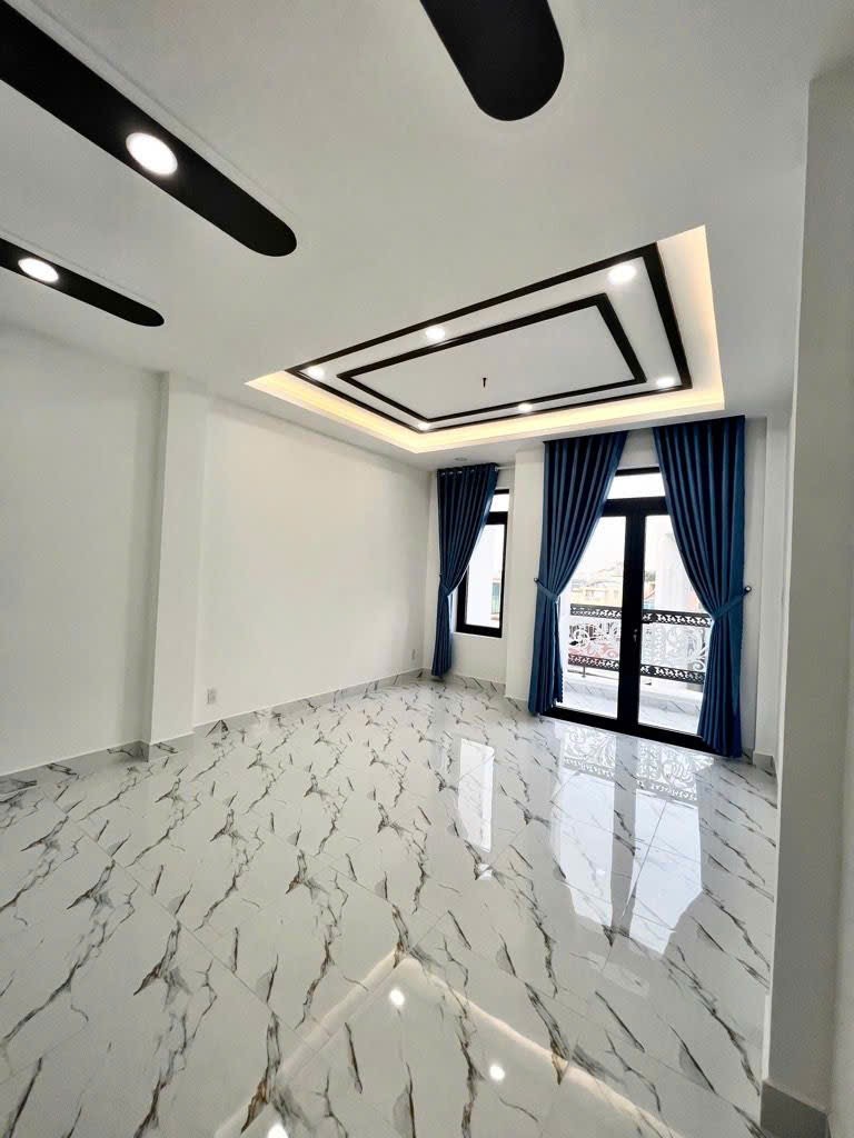 Mặt tiền kinh doanh đỉnh