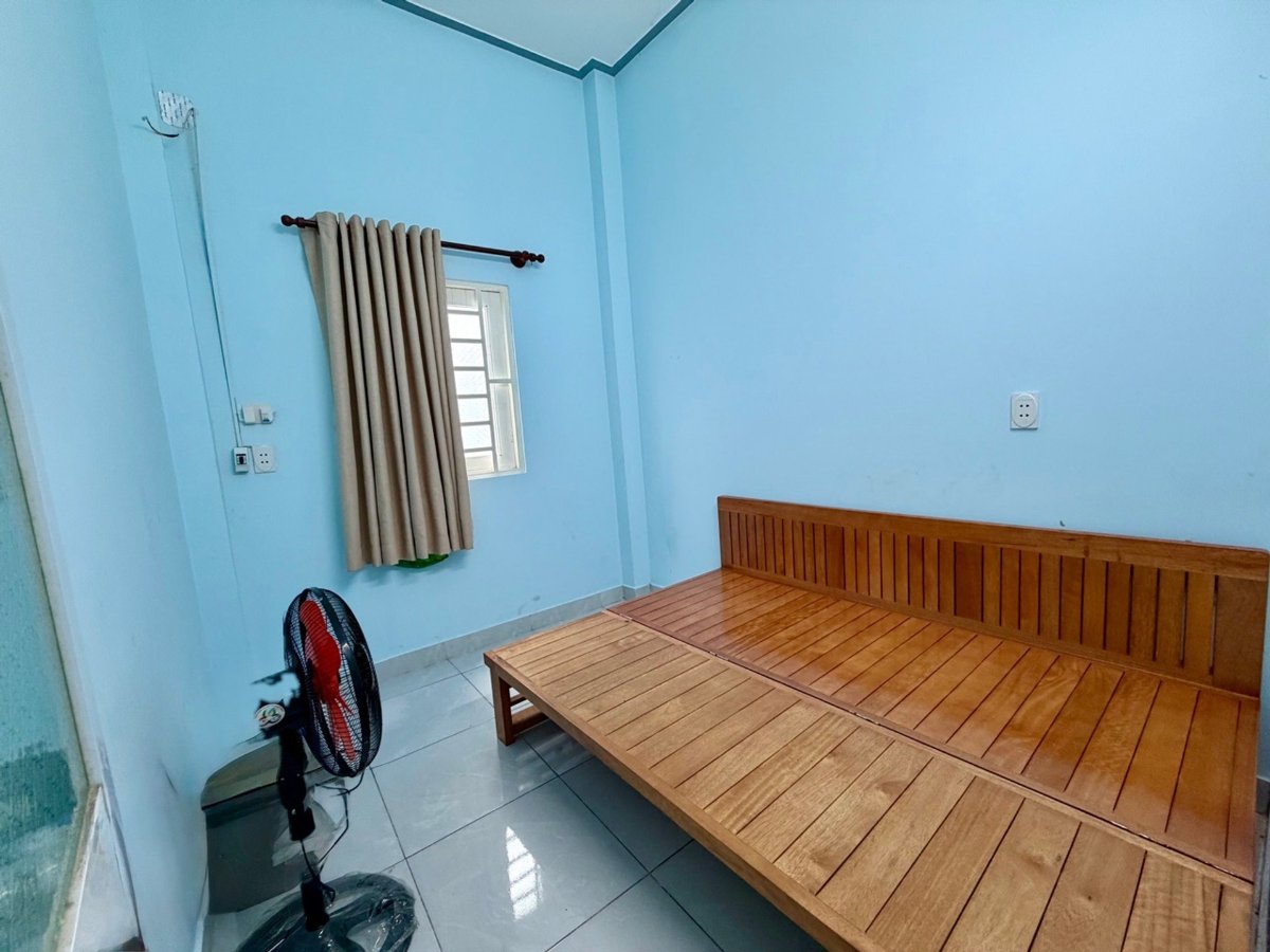 Nhà hẻm 3 tầng 