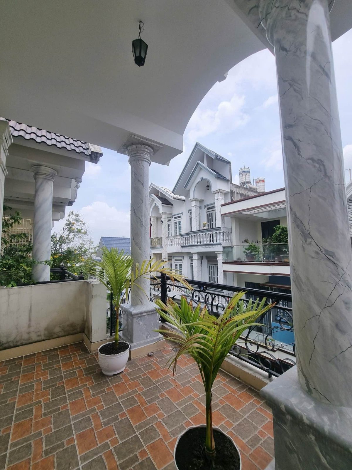 Nhà mặt tiền nội bộ — Nguyễn ảnh thủ ngã 3 đông quang tân thới hiệp