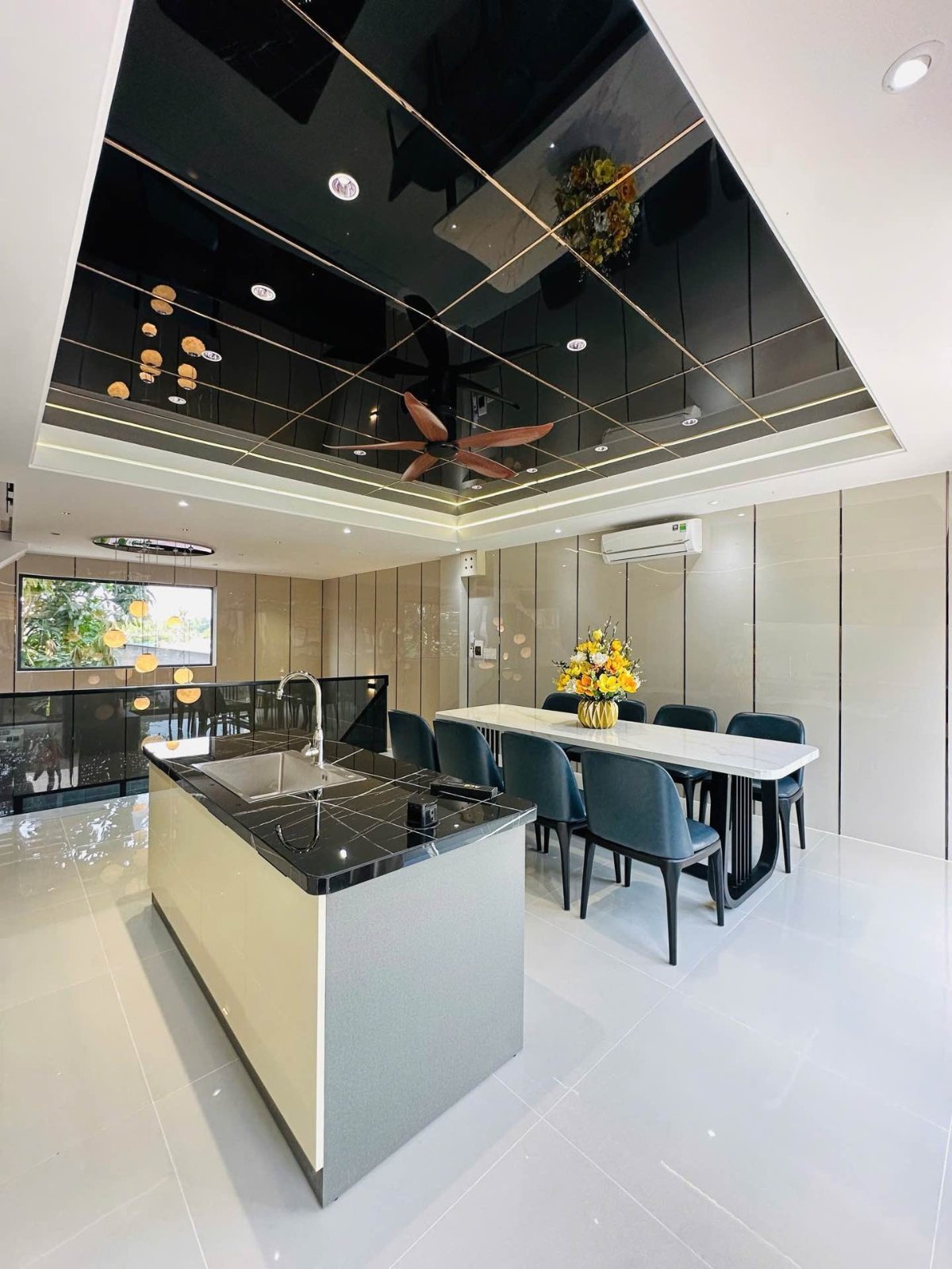 Nhà hẻm 8m