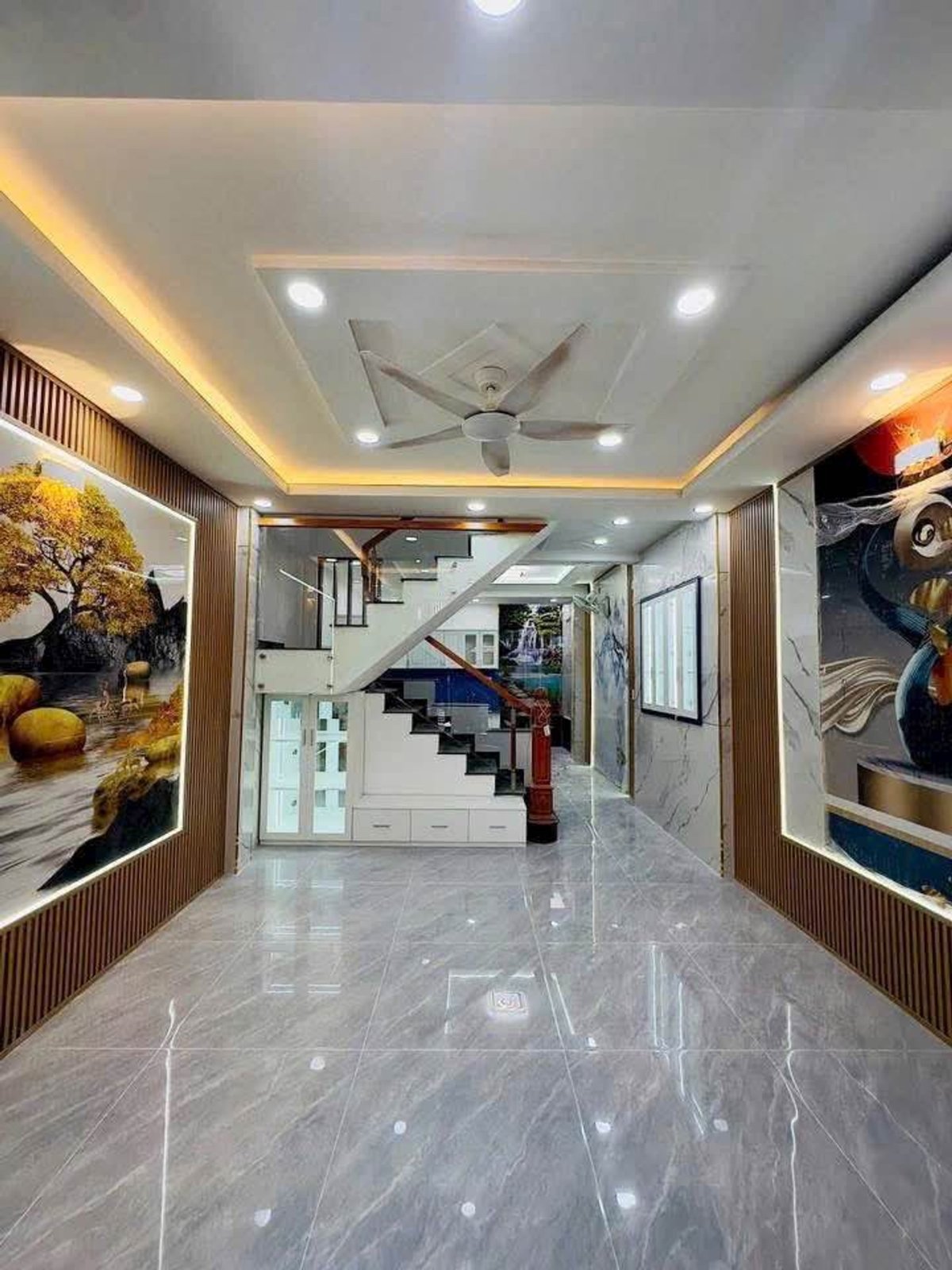 Nhà hẻm tải