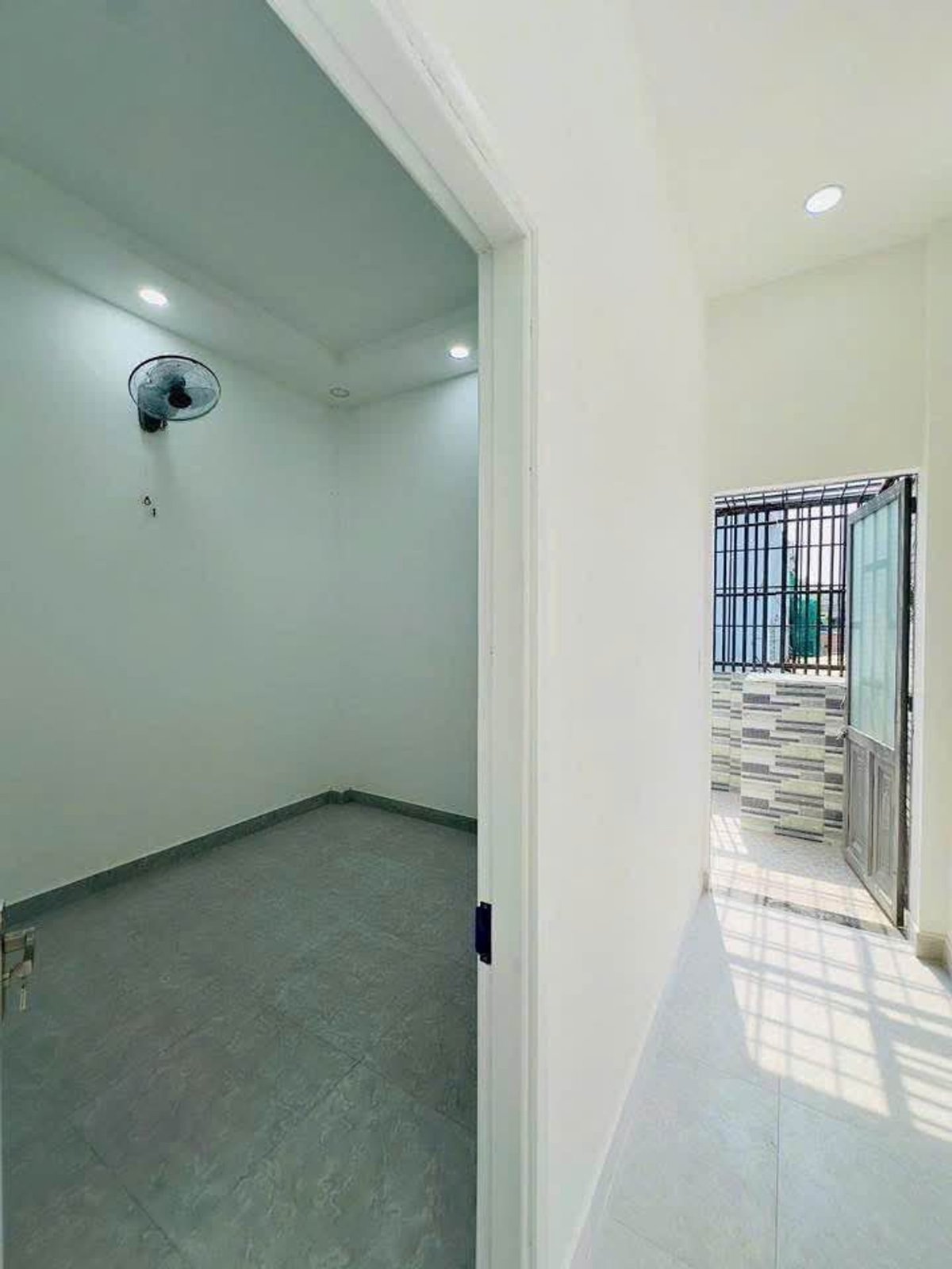 Nhà hẻm tải