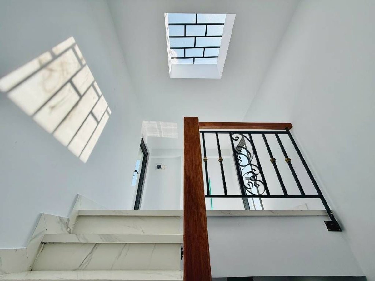 Nhà 5 tầng gò vấp